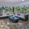Impressive Villa Exclusive Sea Caves walk to taverns Sleeps 11 Ref 507