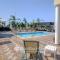 Impressive Villa Exclusive Sea Caves walk to taverns Sleeps 11 Ref 507