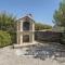 Impressive Villa Exclusive Sea Caves walk to taverns Sleeps 11 Ref 507