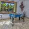 Impressive Villa Exclusive Sea Caves walk to taverns Sleeps 11 Ref 507