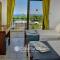 Impressive Villa Exclusive Sea Caves walk to taverns Sleeps 11 Ref 507