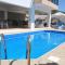 Villa Only 50m To The Sea, Sleeps 12, Polis - Pomos
