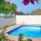 Villa Only 50m To The Sea, Sleeps 12, Polis