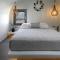 Aecon Suites