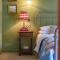 Rogues Cottage - Secluded gem by the sea