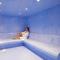 Sea Breeze Santorini Beach Resort, Curio By Hilton - 佩里沃罗