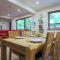 Lodge Nine for 6 with Hot Tub - Spa Resort in Devon