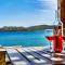 Plaka Beach Cottages