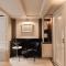 Hotel 717