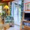 Nice Home In Plouguerneau With Wifi