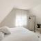 Modern Garden Holiday Home