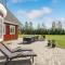 6 Bedroom Cozy Home In Grindsted - Grindsted