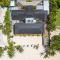 Moana Sands Beachfront Hotel