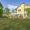 Gorgeous Home In Mogliano With Wifi