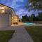 Stunning Home In Bale With Wifi