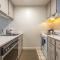 15 Lodge Condo with Hood River Bridge View
