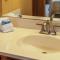 15 Lodge Condo with Hood River Bridge View