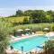 Beautiful Home In San Giovanni With Jacuzzi, 2 Bedrooms And Wifi