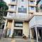 Hotel Plaza Heights by RAK Rooms, Mangaluru
