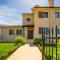 Gorgeous Home In Vodnjan With Kitchen