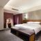 Courtyard by Marriott Shin-Osaka Station