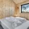 4 Bedroom Lovely Home In Aakirkeby