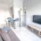 Coastal Chic: Luxury Apt in the Heart of the City! with Smart TV! - Larnaca