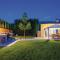 Amazing Home In Jurdani With Wifi, Outdoor Swimming Pool And Heated Swimming Pool - Mučići