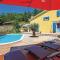 Amazing Home In Jurdani With Wifi, Outdoor Swimming Pool And Heated Swimming Pool - Mučići