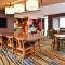 Fairfield Inn & Suites by Marriott Warrensburg - Warrensburg