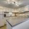 Recently renovated 2Bd, Sleeps 6 Pinnacle Port, with Boat Ramp condo - بنما سيتي بيتش