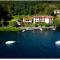 Villa Giardino con pontile sul Lago D’Orta in riva