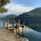 Villa Giardino con pontile sul Lago D’Orta in riva