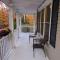 Luxury 4 bedroom house in Pocono Mountains in Golf course Near Lake