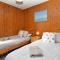 Holy Loch Lodge