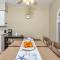 La Casa On Mango, heated pool - 5 min walk to the Beach