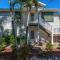 La Casa On Mango, heated pool - 5 min walk to the Beach