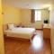 7Days Inn Yunfu Luoding Central