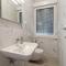 Nice Home In Sreser With Jacuzzi - Sreser