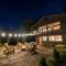 Secluded Chalet with Hot Tub, Mountain View’s - Hunter