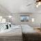 Mountain Vistas House and Acreage