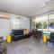 Island View Apt 1