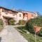 4 Bedroom Lovely Home In San Giovanni