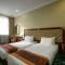 Shah Palace Luxury Museum Hotel