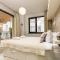 Luxury Central Apartment