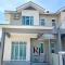 RJ Prima (UMT, UniSZA, Spacious, Beach + Netflix)