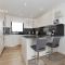 Beach Front 2Bed Sea View & Parking