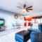 Laketown Wharf 734 By Aneliya