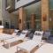 Private Rooftop Terrance-Walk Score 81-Shopping District-King Bed-Parking 4003 - Scottsdale