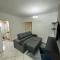 APARTAMENTO AMPLO COMPLETO (SUITE/QUARTO)